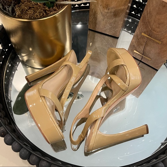 Imagine By Vince Camuto Piera Sandal - Picture 3 of 9